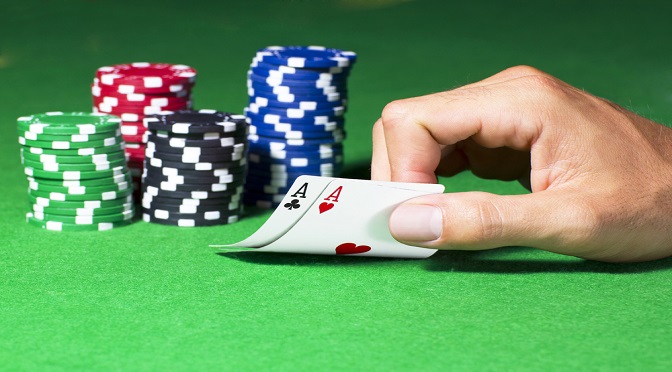 Folding in poker